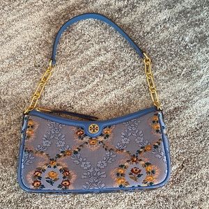 NWOT Tory Burch purse!